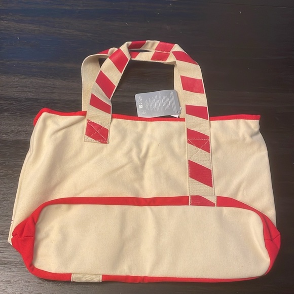 2024 Disneyland Chip & Dale Elves Chistmas Holiday Tote Candy Cane Strap NEW - Picture 3 of 3